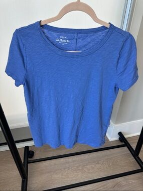 J. Crew Short Sleeve Crewneck Tee in Cornflower Blue